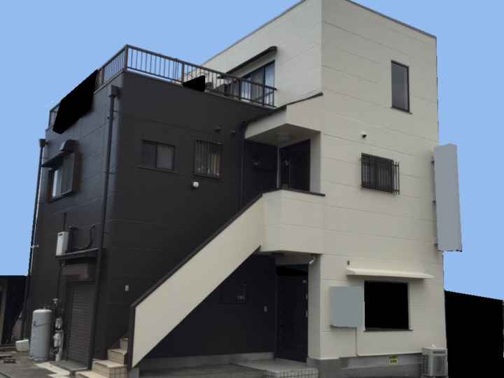ツートン(２色分け)でモダンに縦に塗り分けたＡＬＣの外壁塗装（駿東郡長泉町・I様邸）