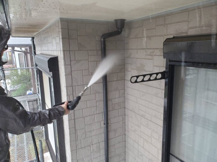 外壁塗装　屋根塗装　高圧洗浄