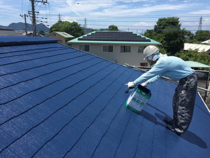 塗装　屋根塗装　上塗り