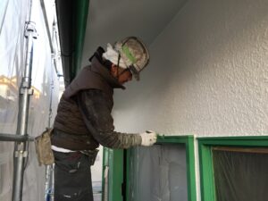 外壁塗装　職人