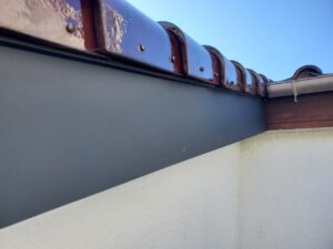 破風板　板金カバー