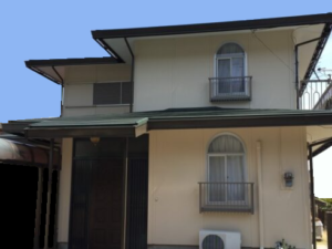 雨漏りのあったセキスイプレハブ構造の住宅の外壁塗装と屋根カバー工法（伊豆の国市・Ｈ様邸）