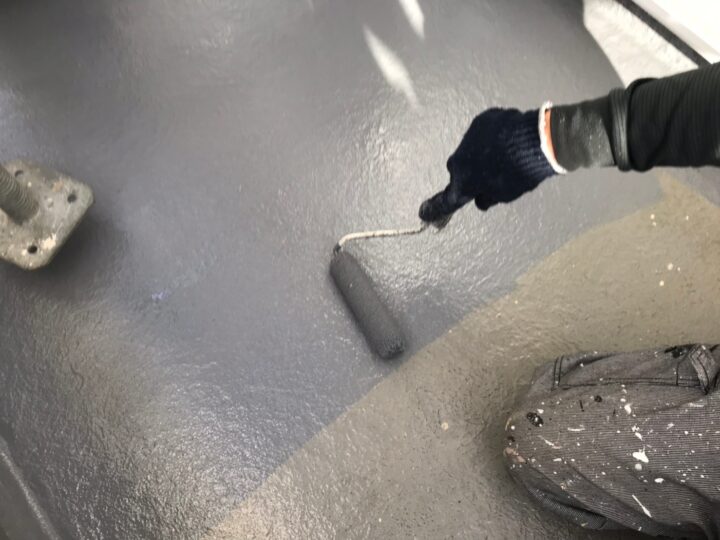 付帯塗装 バルコニー床トップコート塗装 上塗り