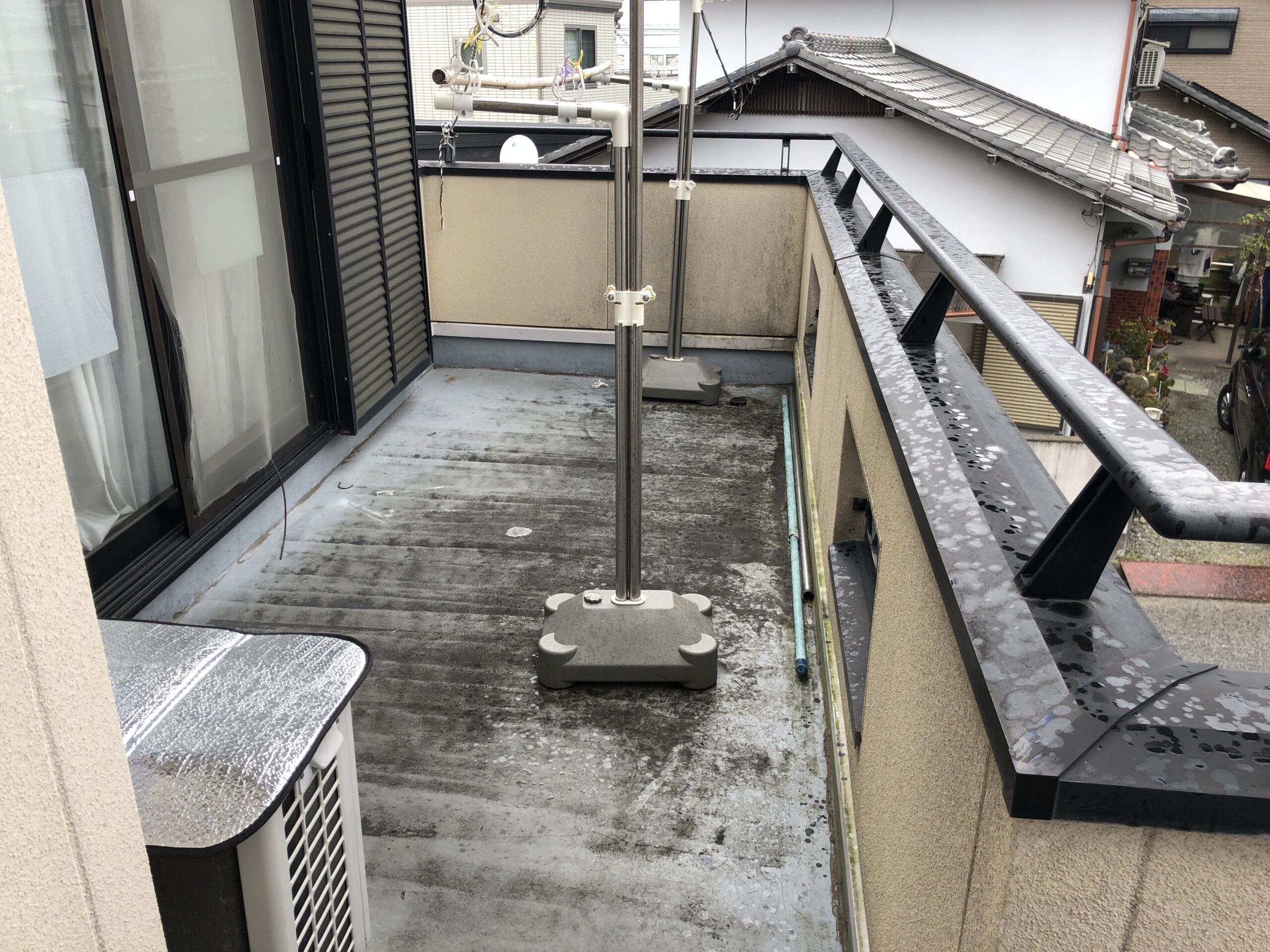 FRP防水　剥離　ガラス繊維