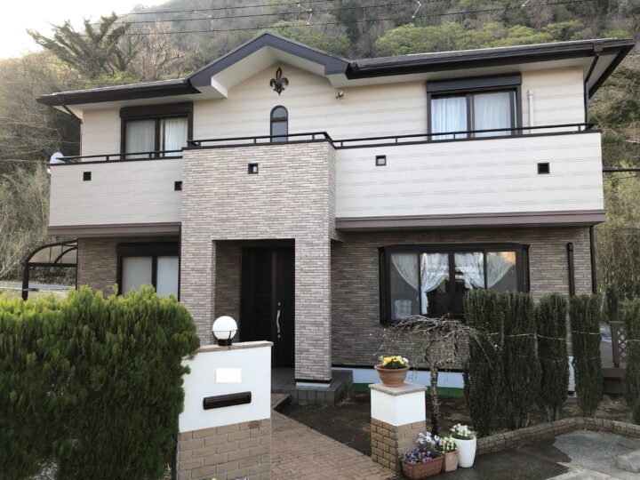 伊東市・Ｓ様邸　タイル部を生かした外壁塗装　外壁塗装　屋根塗装　付帯物塗装　｜静岡県沼津市・三島市・富士市・静岡市の外壁塗装・屋根塗装専門店塗替え情報館