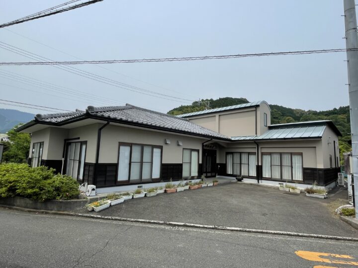 静岡市葵区 内牧公民館 ｜静岡県沼津市・三島市・富士市・静岡市の外壁塗装・屋根塗装専門店　塗替え情報館