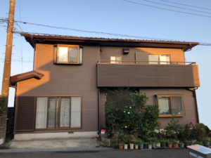 御殿場市・Ｏ様邸　落ち着きのあるモダンブラウンへの塗り替え　外壁塗装　屋根塗装　付帯物塗装　|静岡県沼津市・三島市・富士市・静岡市の外壁塗装・屋根塗装専門店塗替え情報館