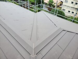 カラーベスト屋根　カバー工法