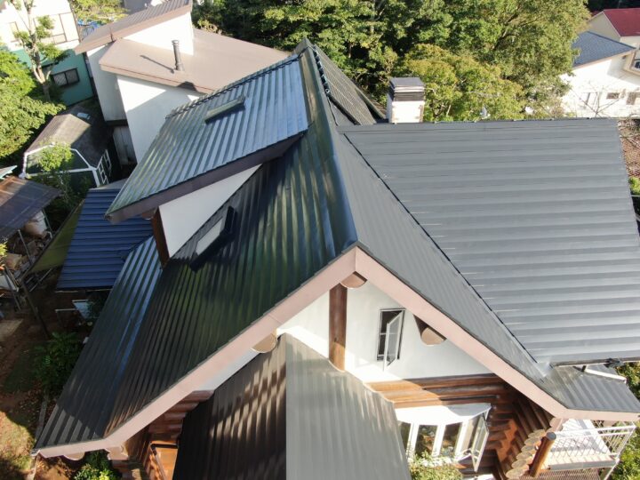 函南町・M様邸　屋根のみ水色から黒への塗装　屋根塗装　|静岡県沼津市・三島市・富士市・静岡市の外壁塗装・屋根塗装専門店塗替え情報館