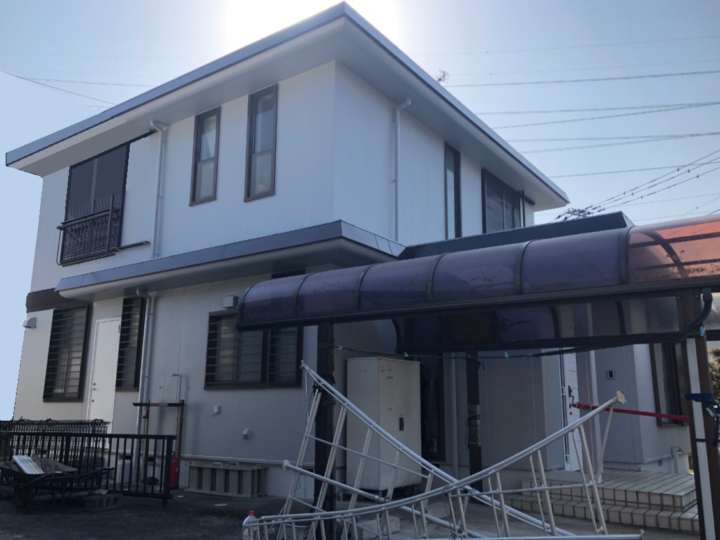 長泉町・Y様邸　へーベルハウスの元のグレーを蘇らせる外壁塗装　外壁塗装　陸屋根トップコート塗装　付帯物塗装　｜静岡県沼津市・三島市・富士市・静岡市の外壁塗装・屋根塗装専門店　塗替え情報館