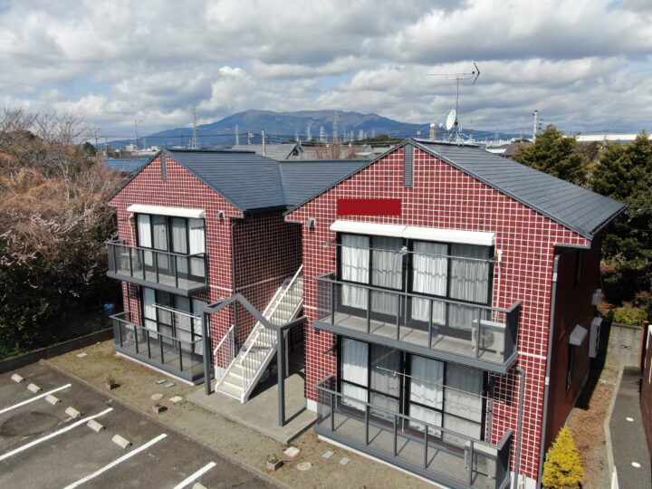 沼津市・積水ハウスアパート　積水ハウスのアパートを3色模様付け外壁塗装　外壁塗装　屋根塗装　付帯物塗装　｜静岡県沼津市・三島市・富士市・静岡市の外壁塗装・屋根塗装専門店塗替え情報館