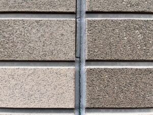 サイディング　シール割れ